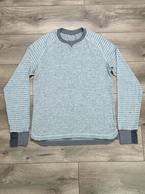 Lululemon Cypress Run Long Sleeve Thumbhole Crew Neck Top Size Medium